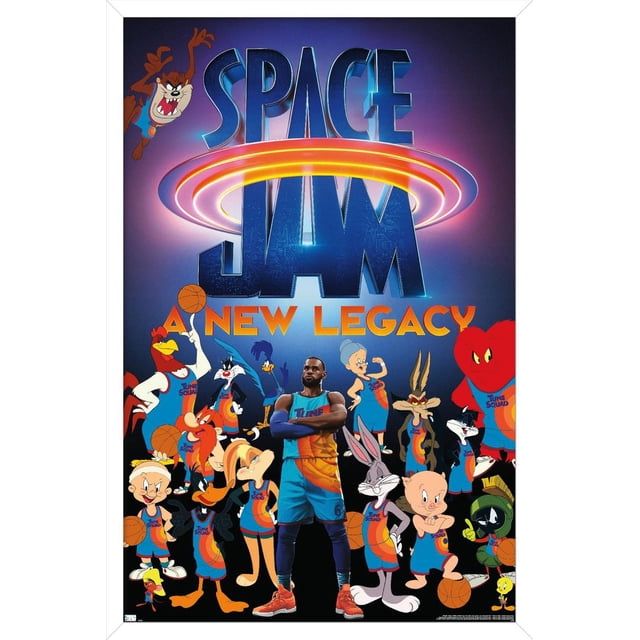 Space Jam : A New Legacy - Affiche Murale d'Équipe, 14,725 Pouces x 22,375 Pouces Mettant en Vedette un Joueur de basketball en Uniforme d'Équipe Bleu et orange Debout avec les Bras Croisés, Entouré de Personnages Looney Tunes Incluant Bugs Bunny, Daffy Duck, Tweety, Sylvester, Wile E. Coyote, Road Runner, Lola Bunny, Porky Pig, Elmer Fudd, Granny, Taz et Marvin the Martian, Portant Tous des Chandails d'Équ