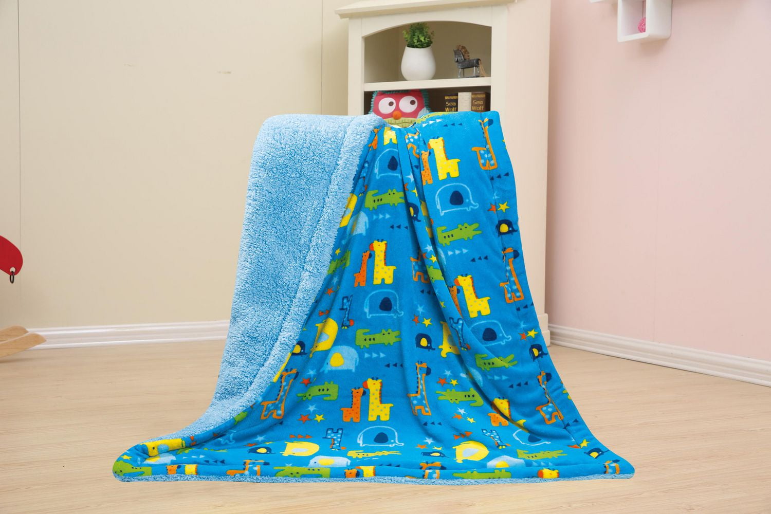 Couverture réversible en flanelle polaire Sherpa pour enfants, motif animalier, motif zoo, motif bleu, jaune et vert, 76 x 101 cm, motif de base bleu