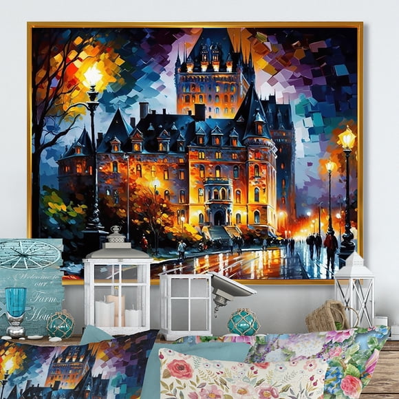 Designart Ville de Québec Art Mural Encadré, Nuit Vibrante au Château Frontenac, Déco d'Art Mural Encadré de Québec, Art Mural Encadré Traditionnel Orange avec Cadre Doré, Cadre Doré 32x24 Pouces