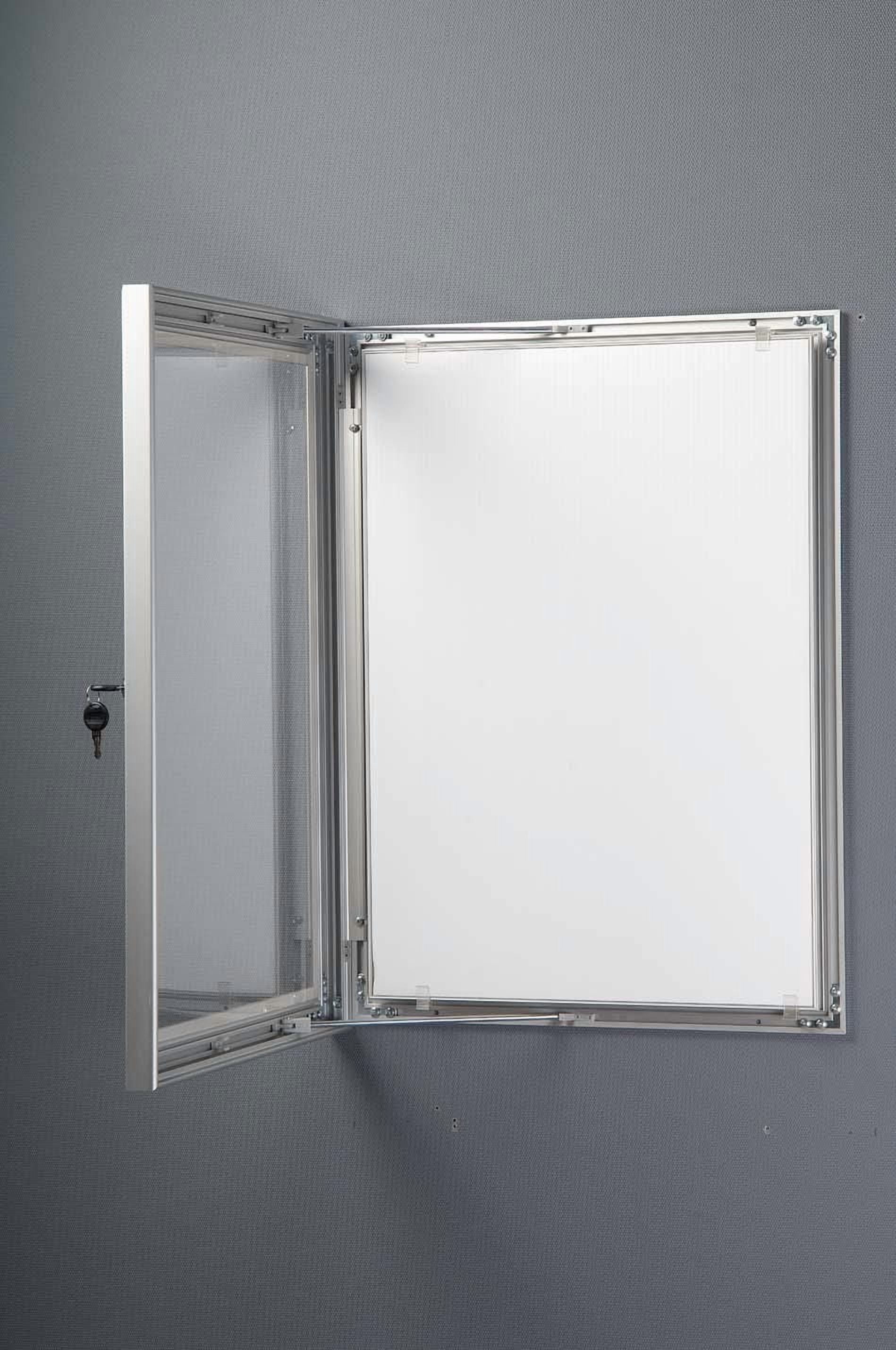 SECO Verrouillable Intérieur/Extérieur Affriche Cadre Cas, Argent, 24 x 36"