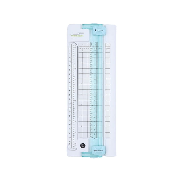 Westcott Tondeuse Étroite de 12 Pouces en Titane Carbo Collé avec base Blanche et Bras de Coupe Bleu Translucide, avec Doubles Règles en Centimètres et Pouces, Alignement de Grille pour une Coupe de Papier Précise, et Curseurs Étiquetés pour la Coupe et le Pointage, Idéale pour le scrapbooking et l'Artisanat du Papier.