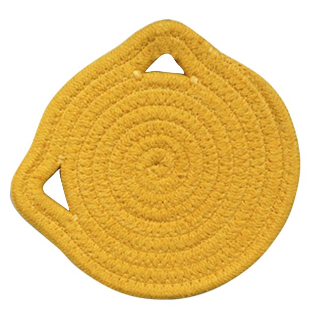 Japceit Napperon en Corde de Coton Résistant à la Chaleur avec Oreilles de Suspension, Conçu pour la Salle à Manger et les Réceptions. Présenté dans une Couleur Jaune Vif, Ce Napperon Présente un design en Corde de Coton Tressée avec une Forme Circulaire et un Diamètre de 18 cm. Il Comprend Deux Oreilles de Suspension Découpées pour un Rangement Facile et Est Résistant à la Chaleur, Protégeant les tables des Égratignures. Idéal pour Être Utilisé comme Linge de table, Coussinets Chauds Ou Repose-Cuillères.