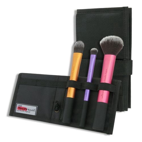 Real Techniques on Location Travel Essentials Set by Samantha Chapman