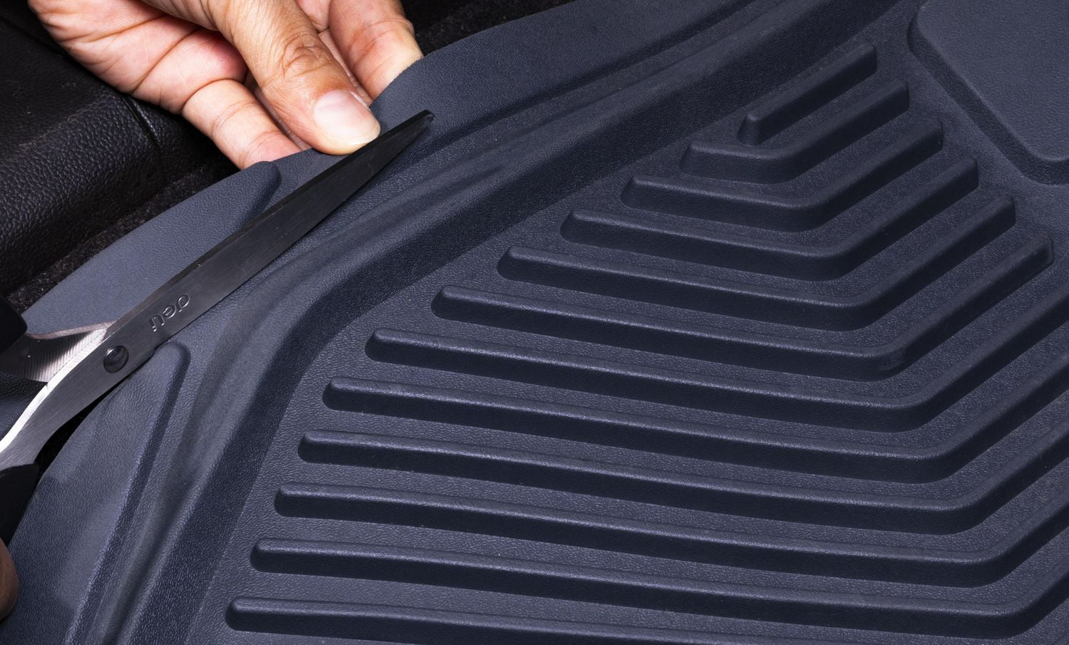 AUTO DRIVE 4-piece Heavy Duty Car Floor Mats Black