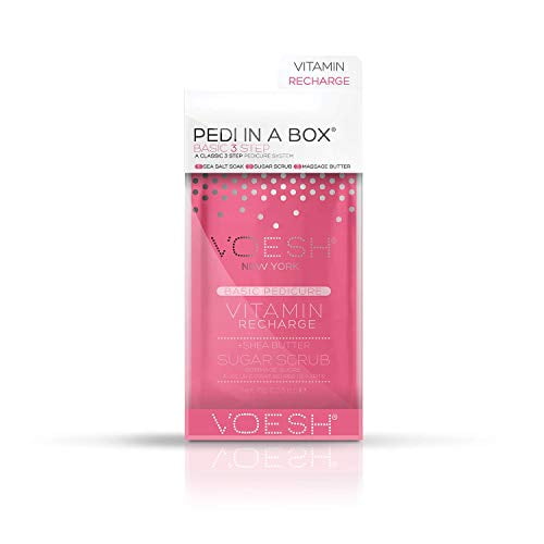 VOESH Pedi In A Box Basic 3 Step - Trousse de Recharge de Vitamines Comprenant un Trempage au Sel de Mer, un Gommage au Sucre et un Beurre de massage Emballés Individuellement dans un Emballage Rose Vif. Conçue pour des Pédicures DIY avec des Ingrédients Véganes et Biologiques, une formulation Sans Cruauté et une infusion de Vitamine C pour des Soins Rafraîchissants des Pieds.