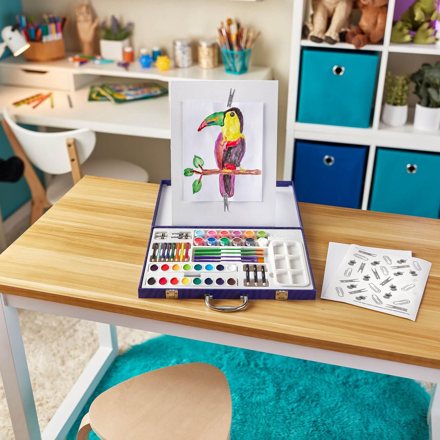 Crayola Paint & Create Easel Art Case –  Painting Set For Kids, Paint, Watercolours, Gift for Boys & Girls, Ages 4, 5, 6, 7, 8