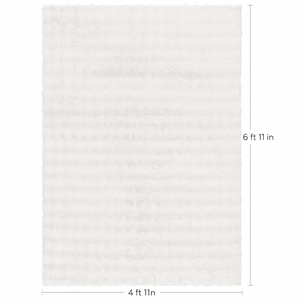 Tapis Mainstays Bubble Rabbit en fausse fourrure blanche 500 g/m², format 152 x 213 cm, recommandé pour le salon, la salle à manger et la chambre.