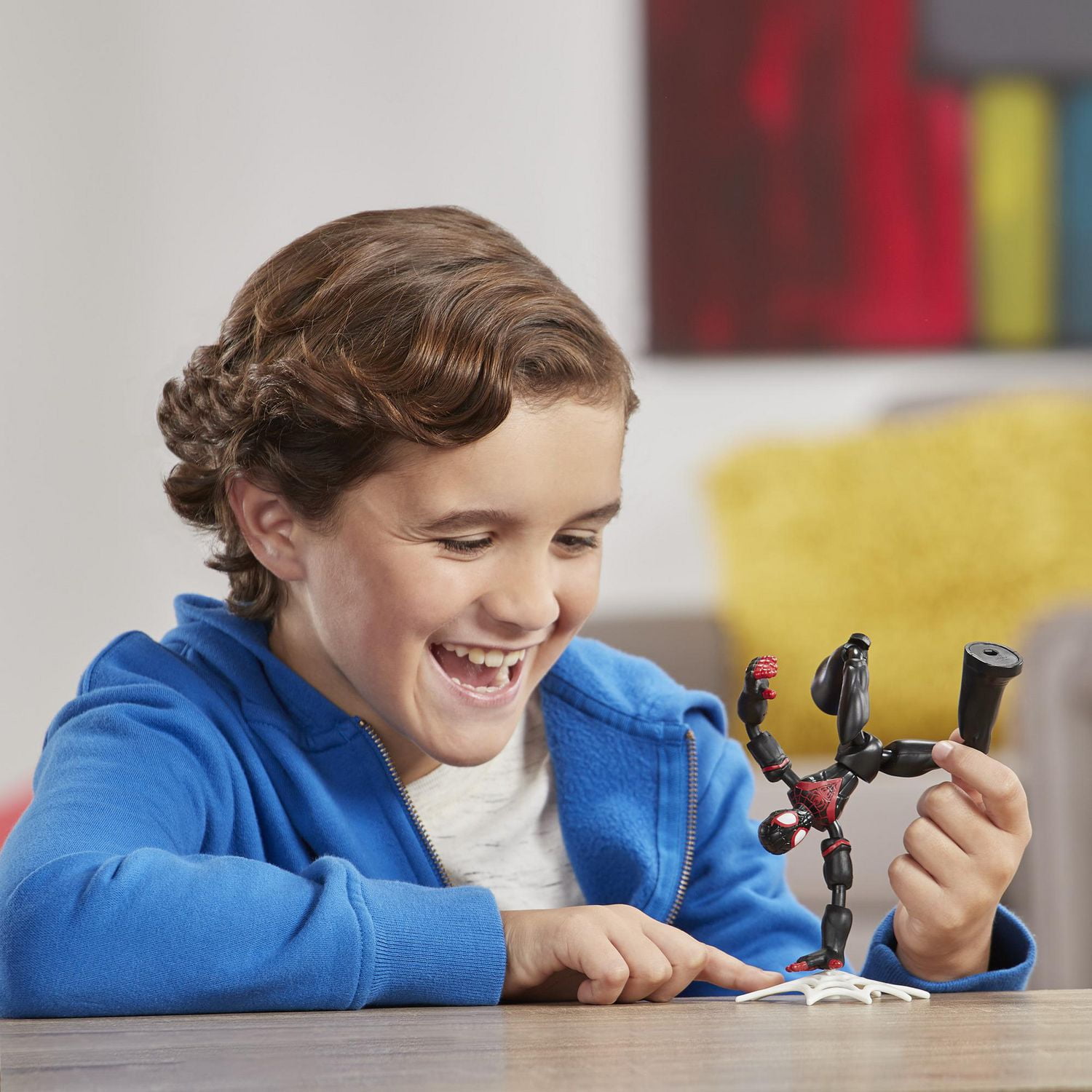 Marvel Spider-Man Bend and Flex - Figurine flexible Miles Morales de 15 cm, incluant accessoire