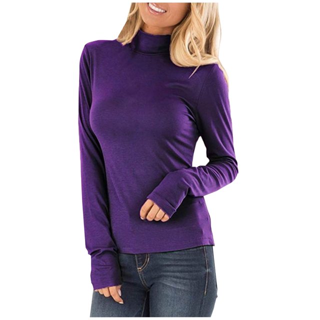 Yuyuzo Chandails à Col Roulé pour Femmes à Manches Longues Décontractés Basiques d'Automne Hauts Légers Couche de Base Blouses de Couleur Violet Vif. la Chemise Présente un design à Col Roulé Ajusté, Manches Longues et un Tissu Léger pour Confort et Polyvalence. Conçue avec des jeans Bleus, Elle Convient aux Sorties Décontractées Ou comme Couche de Base pour Temps Plus Frais.