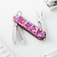 thumbnail image 1 of Victorinox Classic SD Couteau de Poche Camouflage Rose à 7 Fonctions, 1 of 5
