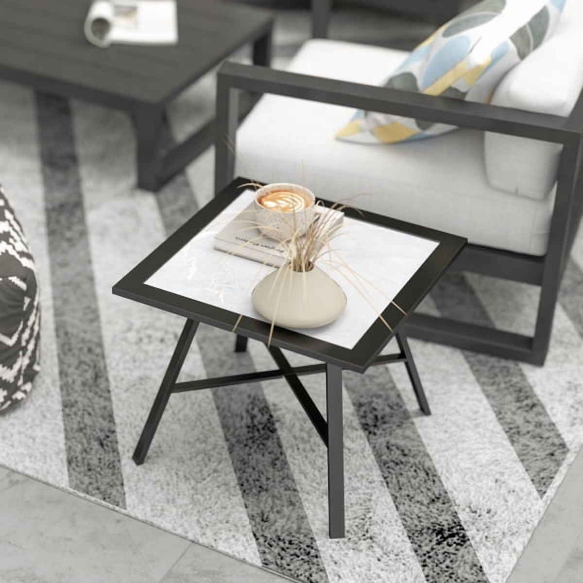 Table d'Appoint de Patio, Gris, Plateau en SPC Aspect Pierre, Cadre en Métal Noir Enduit de Poudre, Résistant aux Intempéries, Usage Intérieur Extérieur, Nettoyage Facile, Assemblage Facile