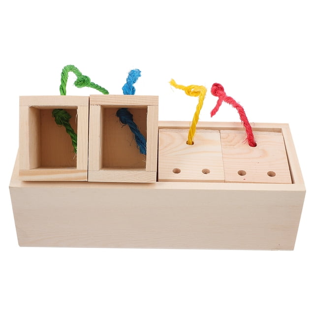 1PC Adorable Pet Bird Feeding Toy Wooden Parrot Foraging Feeder Chewing Toy