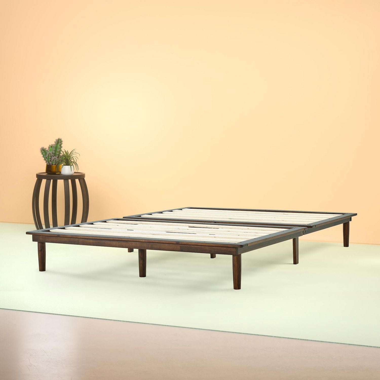 Cadre de lit plateforme en bois d’acacia Zinus Bobbie 10 po