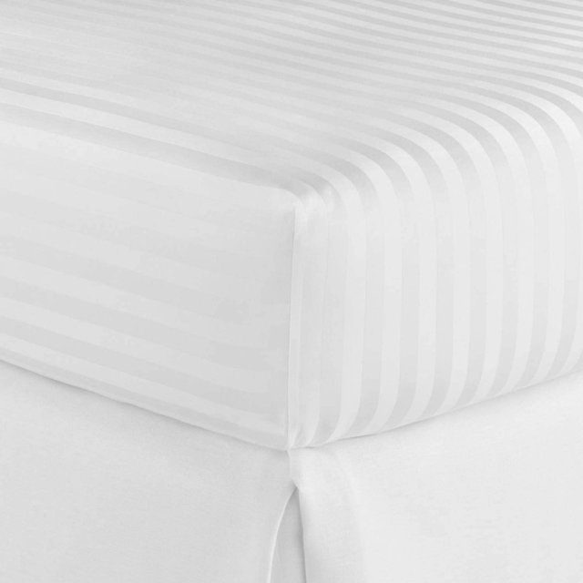 800 Thread Count 3 Piece ( 1-Fitted Sheet + 2 - Pillow Cases ) Fitted Sheet 21 Inch Deep Pocket 100% Egyptian Cotton Stripe Pattern