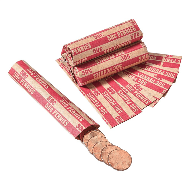 Emballages pour Pièces de Penny Manchons de Penny Rouleaux de Penny Plats Emballages 100 Pcs Illustrés en Pile et Individuellement, Fabriqués à Partir de Papier Kraft durable avec des Étiquettes Imprimées Rouges Lisant « 50¢ Pennies. » Conçus pour la Manipulation d'Argent et l'Organisation des Pièces, Certains Emballages Sont Remplis de Pièces, Démontrant Leur Capacité Sécurisée pour 50 Pennies.