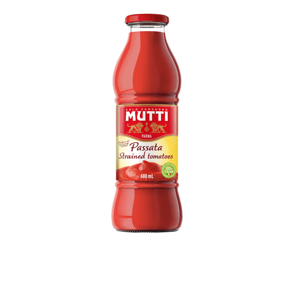 Mutti Strained Tomatoes (passata) 680ml