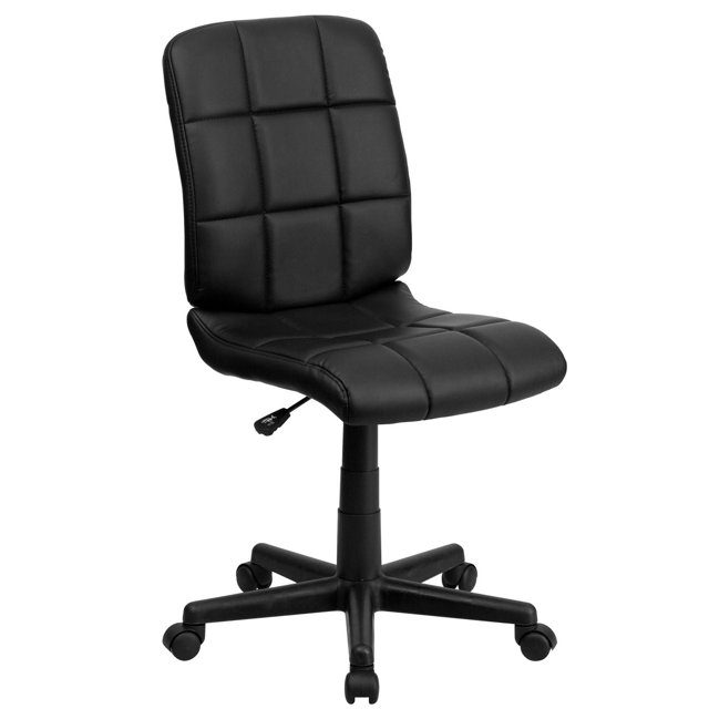 Chaise de travail pivotante en vinyle noir matelassé à dossier mi-hauteur