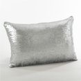 thumbnail image 1 of Saro 618.W1624B Coussin Décoratif Réversible Sirène à Paillettes en Poly - Blanc - 16 Po x 24 Po, 1 of 1