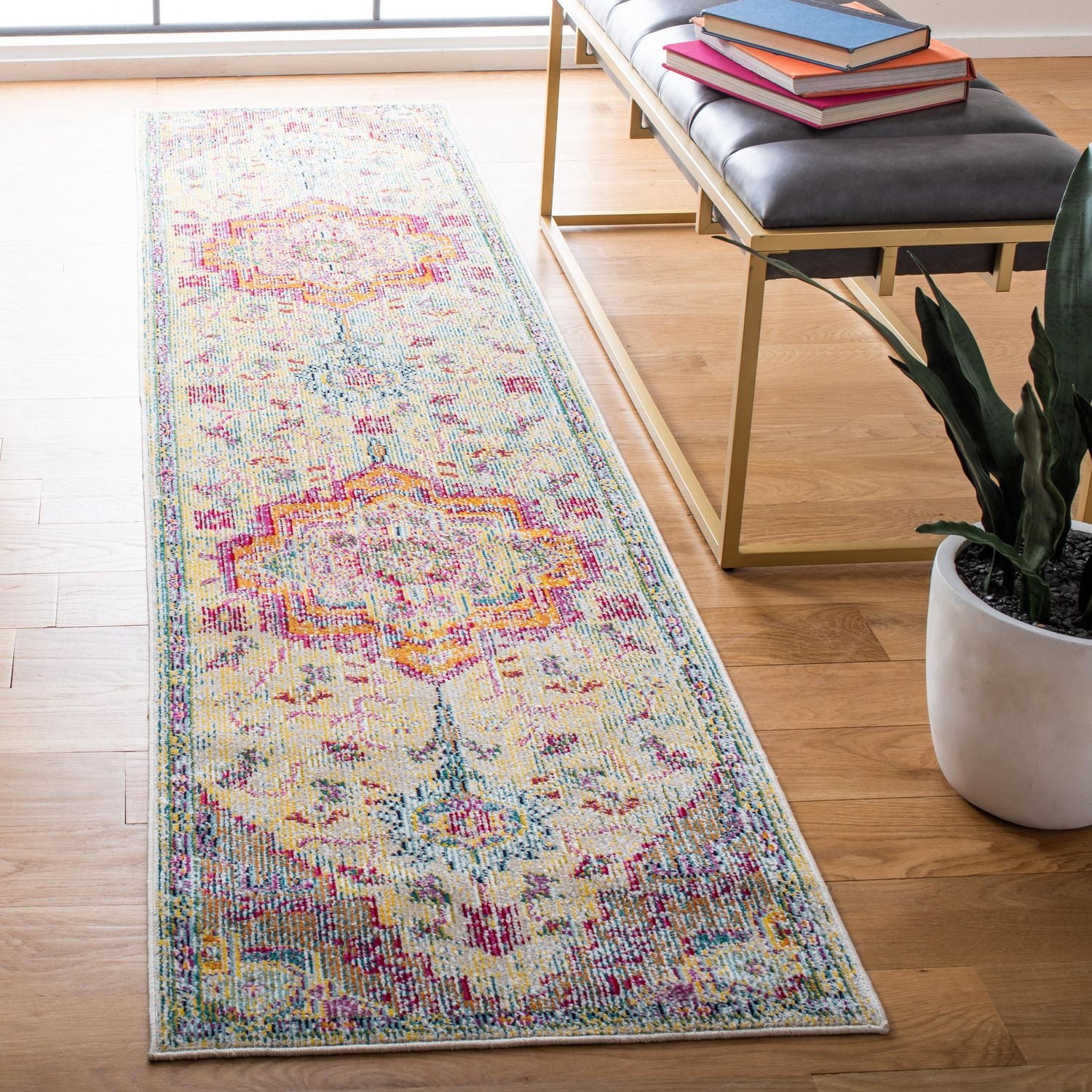SAFAVIEH Crystal Debra Floral Area Rug