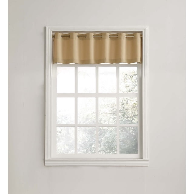 918 Montréal Valance en Tissu polyester beige avec Oeillets de 1 Po, à Suspendre sur une Fenêtre Encadrée Blanche, Filtrant la Lumière en Douceur comme Rideau de Cuisine et Revêtement de Fenêtre Assombrissant, Facile à Nettoyer avec Matériau Lavable à la machine.