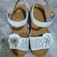 thumbnail image 5 of Latrodar Sandales Compensées pour Femmes Sandales Femmes Rétro Confortables Extensibles Sandales à Fleurs Boucle Bout Rond Chaussures d'Été Talon Plat (0 Pouces-1) Larges Sandales Unies pour Dame Fête Cadeaux de la Saint-Valentin, 5 of 5