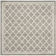 thumbnail image 1 of Safavieh Collection Amherst AMT422R Tapis Carré Intérieur, Extérieur Gris Foncé et Beige (9 Pieds Carré), 1 of 3