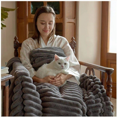 thumbnail image 4 of 130x150cm，Throws Faux Fur Blanket Comfort Blanket, 4 of 5
