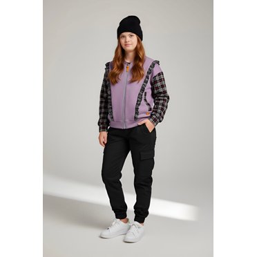 SANAE DESIGN Adaptive Clothing Sweatshirt with Slash Pockets and Magnetic Zipper Closure