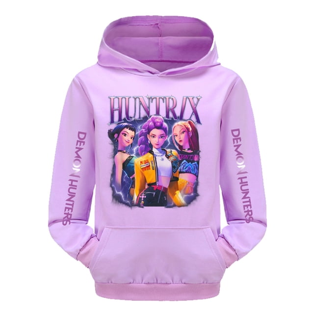 Demon Hunters DemonHunters by kpopsingers Ragazze Chandail à Capuchon à Enfiler pour Filles avec Imprimé Graphique en Couleur Lavande Douce. Présente une Impression Graphique Audacieuse de Personnages à l'Avant avec le Texte « » sur les Manches. Fabriqué en polyester, Ce Chandail à Capuchon Douillet et Confortable Est Conçu pour une Tenue Décontractée et des Activités de Plein Air. Convient aux Filles de 3 à 16 Ans, Il Offre une Coupe Décontractée avec une Capuche Pratique et une Poche avant. Idéal à Agencer avec des jeans Ou des Pantalons Décontractés pour l'École, les Fêtes Ou les Sorties