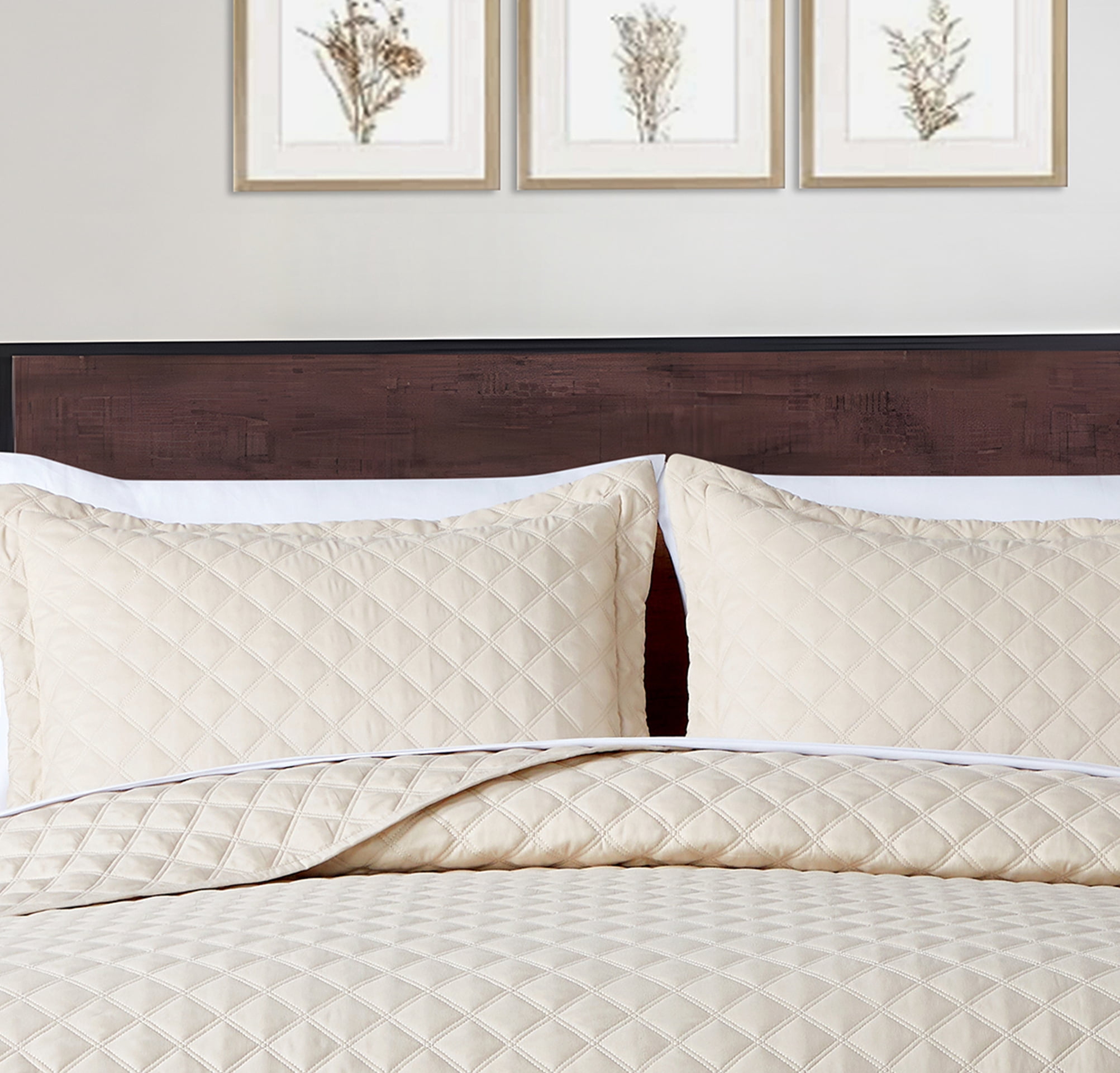 Mainstays Ensemble courtepointe et drap-housse légers tout-en-un - 7pièces, Tres Grand Lit, Beige