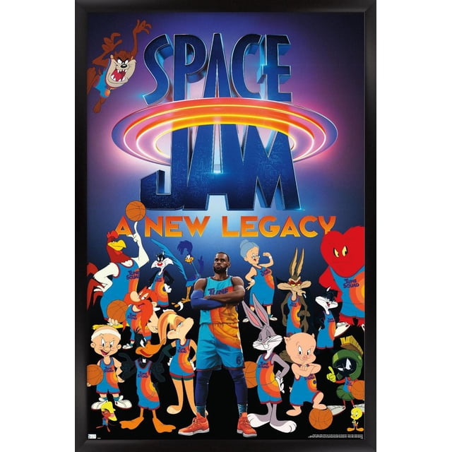 Space Jam : un Nouvel Héritage - Affiche Murale d'Équipe, 14,725 Po x 22,375 Po, Mettant en Vedette un Joueur de basketball Centré en Uniforme d'Équipe avec Mélodie Bleue et orange, Bras Croisés, Entouré de Personnages Looney Tunes Tenant des Ballons de basketball Assortis, sous le Grand logo Space Jam Bleu avec un Anneau orange sur un Fond Sombre, Idéal pour Décorer des Chambres, des Bureaux Ou des Espaces de Fête.