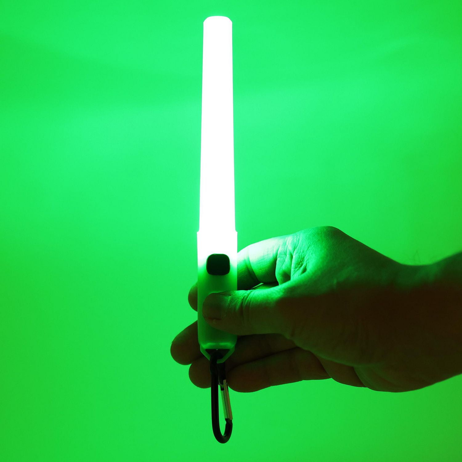 Coghlan's — bâton lumineux LED à piles, portable pour urgences, camping et sécurité -  vert (1)