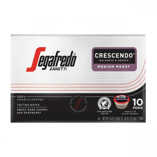Segafredo Zanetti® Boîte de Dosettes de Café à Portion Individuelle Crescendo® Torréfaction Moyenne 10 Unités Comprenant du Café 100 % Arabica avec des notes de Dégustation de Cerise Noire Sucrée et de Framboise, 30 % Certifié Rainforest Alliance, compatible avec Tous les K-CUP brewers, Emballage Noir et Blanc avec accents Rouges et Étiquette Violette de Torréfaction Moyenne.