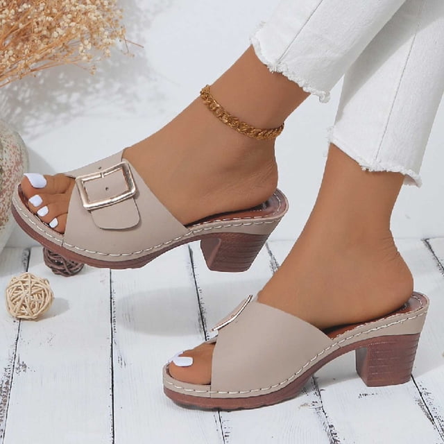 HWRETIE Women's Plus Size Flip Flops Thick Heel Round Toe Buckle High Heel Summer Beach Sandals