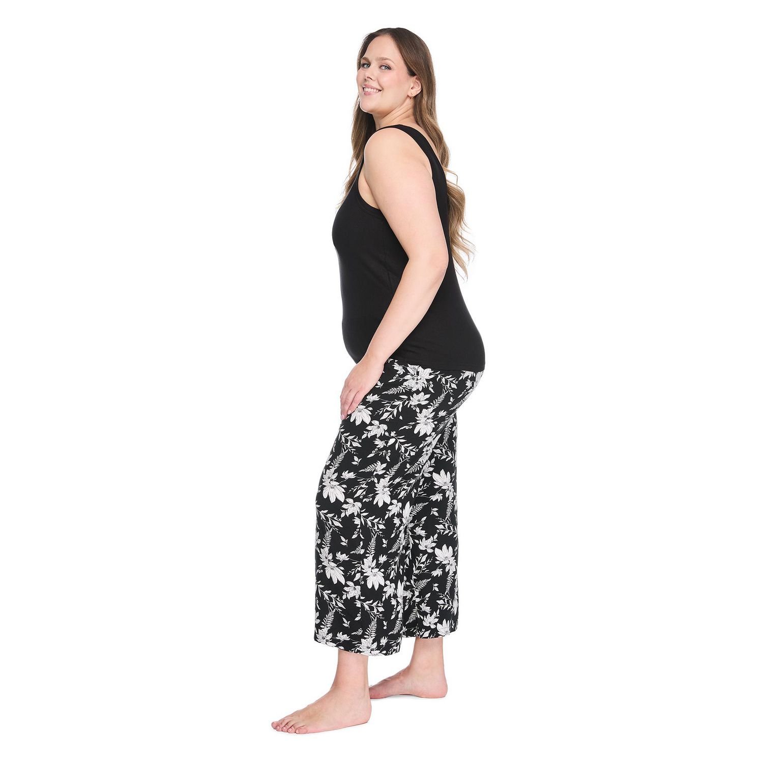 George Women's Plus Two Piece Capri Pajama Set