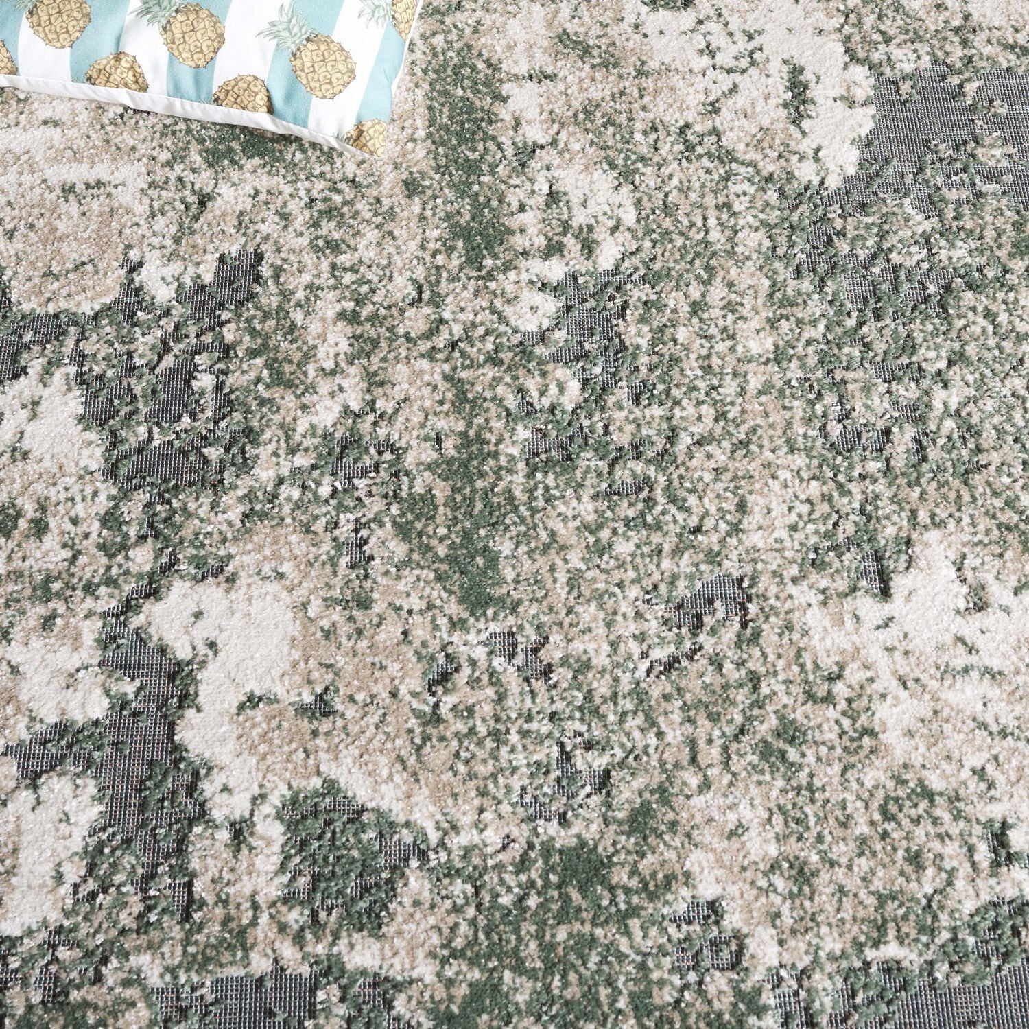 SAFAVIEH Cabana Selma Distressed Indoor/Outdoor Area Rug