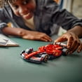 thumbnail image 4 of LEGO Speed Champions Voiture de course Ferrari SF-24 F1® 77242 Ensemble de construction (275 pièces), 4 of 8