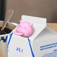 thumbnail image 4 of Protège-biberon en Silicone à Fermeture Rotative Impression 3D en Forme de Vache Housse de Carton de Lait pour Boisson Bébé Maison Randonnée Camping, 4 of 9