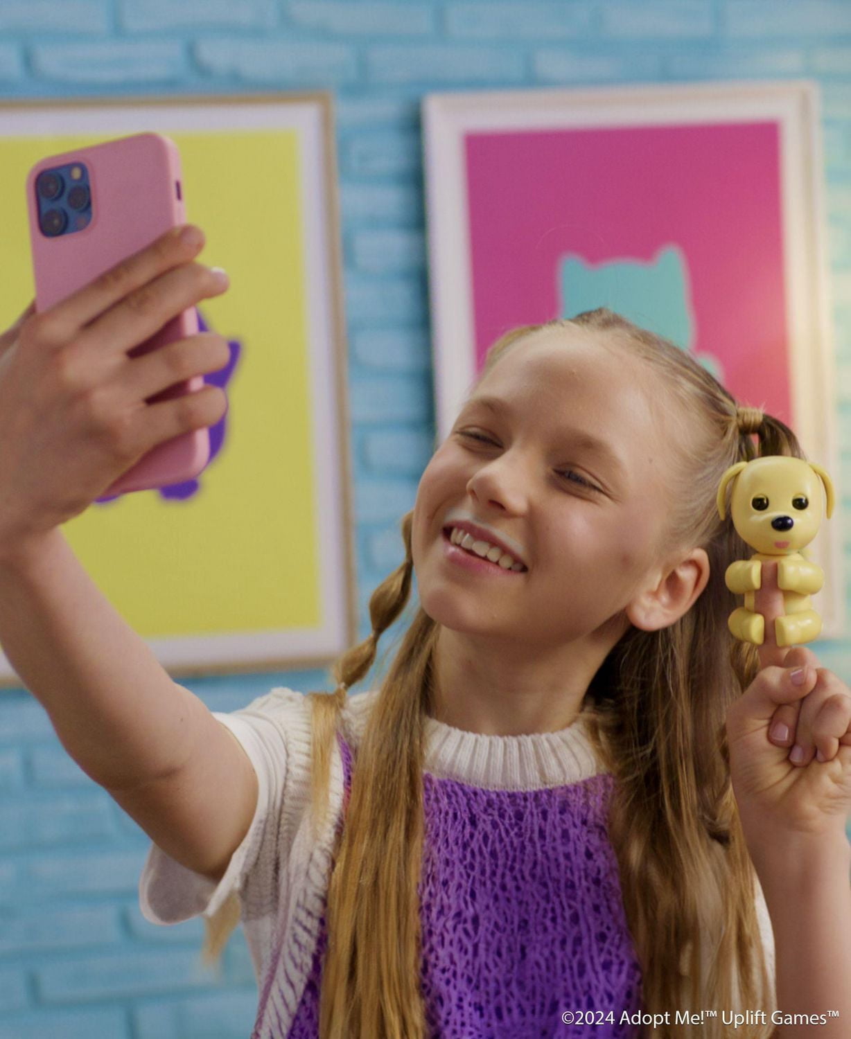 Adopte moi! x Chien Fingerlings, animal de compagnie interactif avec plus de 40 sons et réactions