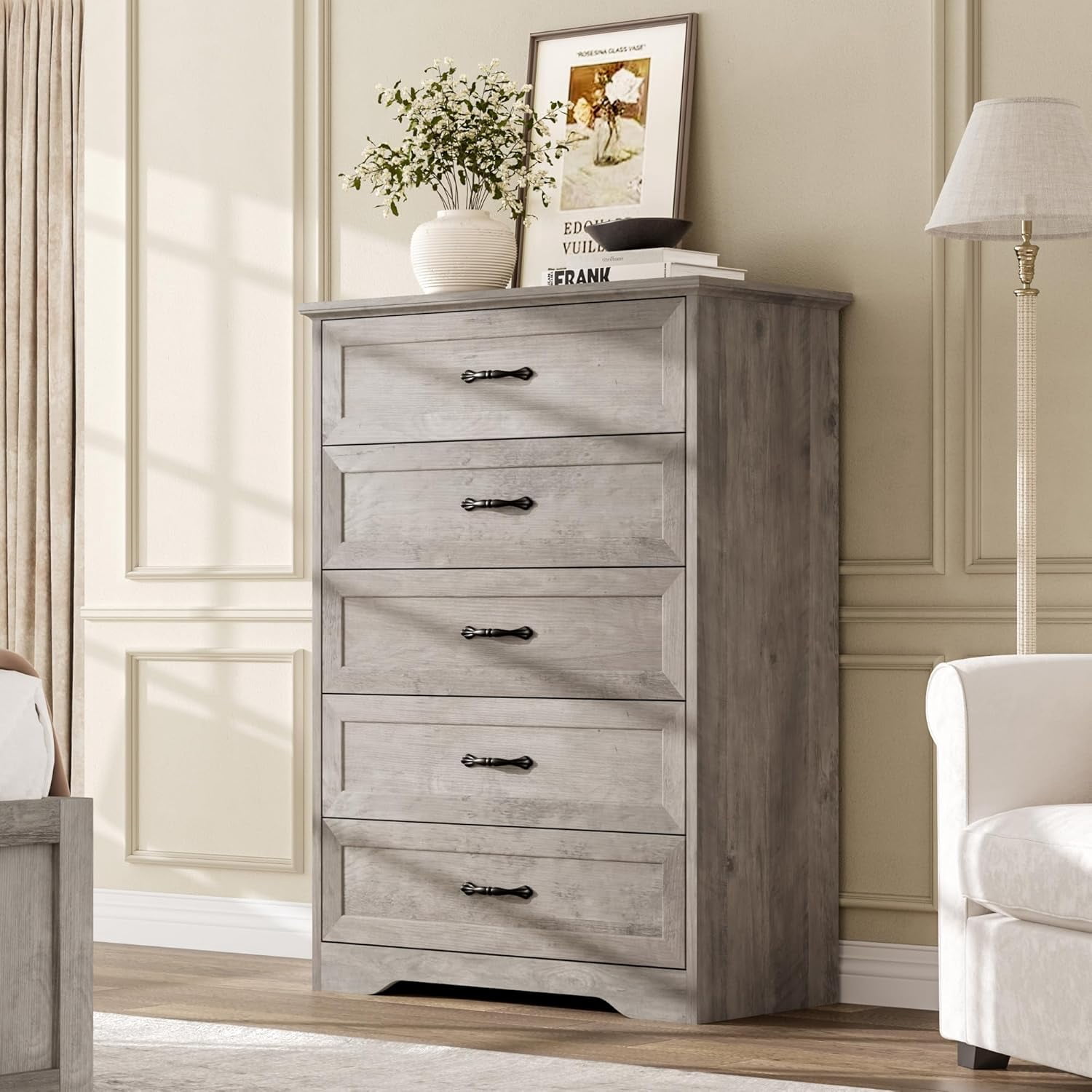 5 Drawers Dresser for Bedroom, Chest of Drawers with Wide Metal Handle, Farmhouse Modern Wooden Tall Dresser, Natural Texture, Storage Organizer for Bedroom, Living Room, Kids Room(Grey)