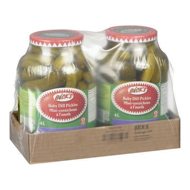 Bick's Cornichons Entiers à l'Aneth pour Bébés - 4 Litres/1,05 Gallon (2/caisse) Présentés dans un Plateau en Carton Contenant Deux Grands Pots Enveloppés de Plastique Transparent. les Pots Ont des Étiquettes Rouges et Blanches avec le logo de Bick's et des Détails sur le Produit. les Cornichons Sont Visibles à Travers les Pots, Mettant en Valeur Leur Apparence Fraîche et Croquante. Convient aux sandwiches, aux Salades Ou comme Collation Acidulée.