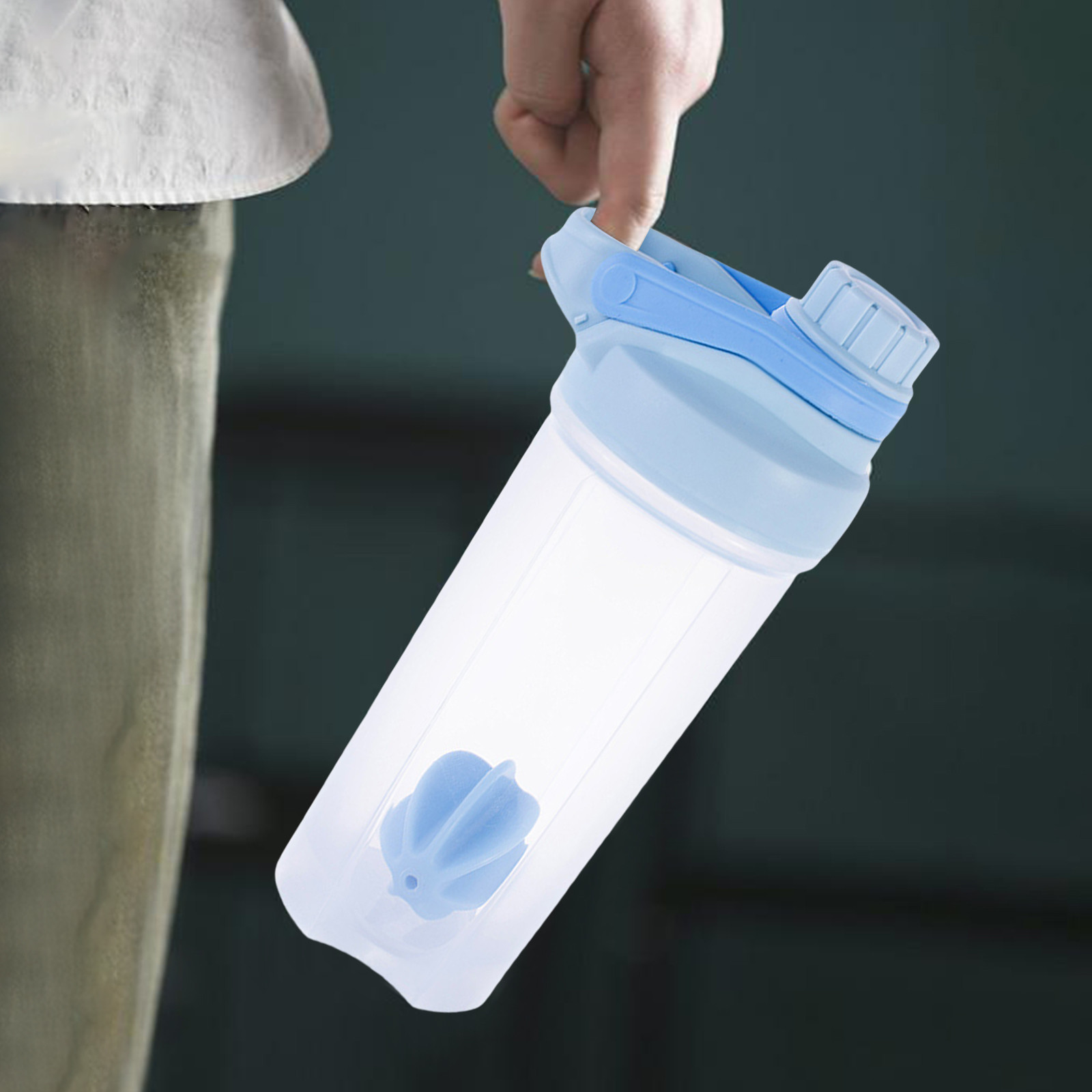 700ml Protein Powder Water Bottle Fitness Sports Shakes Cup With Scale 