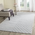 thumbnail image 1 of Safavieh Cambridge Lilly Diamond Stripes Area Rug, 1 of 3