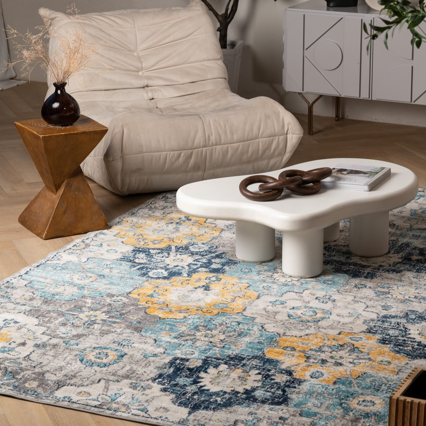 Tapis floral moderne de la collection Savannah Rug Branch