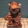 thumbnail image 1 of Jouet en Peluche Tigre Doux (25 cm), 1 of 2