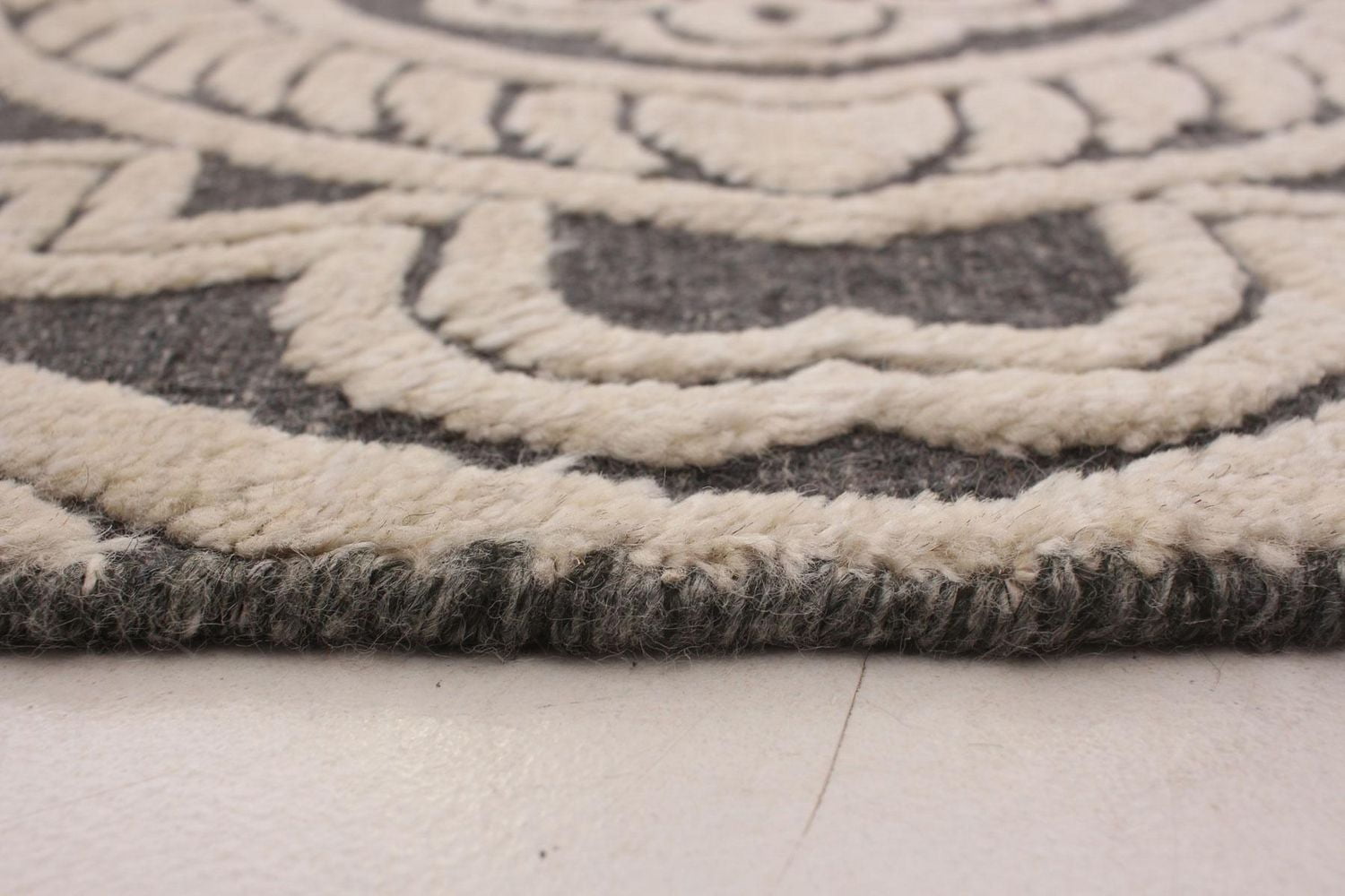 ECARPETGALLERY Tapis Noué à la Main pour Salon, Salle à Manger et Chambre à Coucher Transitionnel Collection La Seda 5'3" x 8'2" en Gris