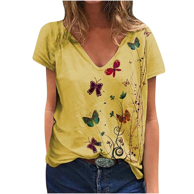 T-Shirt à Manches à Col en V pour Femme, Imprimé Floral, Coupe Ample, Court. T-Shirt Décontracté Jaune à Manches Courtes à Col en V avec un Motif Coloré de Papillon et Floral. Fait de polyester, Offre une Coupe Ample et Est Idéal pour les Tenues Décontractées de Printemps et d'Été. Style avec jeans en denim pour un Style Décontracté.