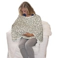 thumbnail image 2 of Poncho d’allaitement Jolly Jumper® | Cache-allaitement élégant avec design facile à enfiler et à retirer | Sans boutons, cordons ni attaches | Mode maternité alliant confort et intimité, 2 of 6