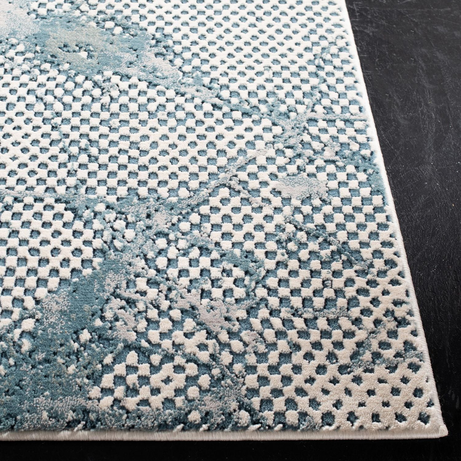 SAFAVIEH Meadow Nikeisha Abstract Area Rug