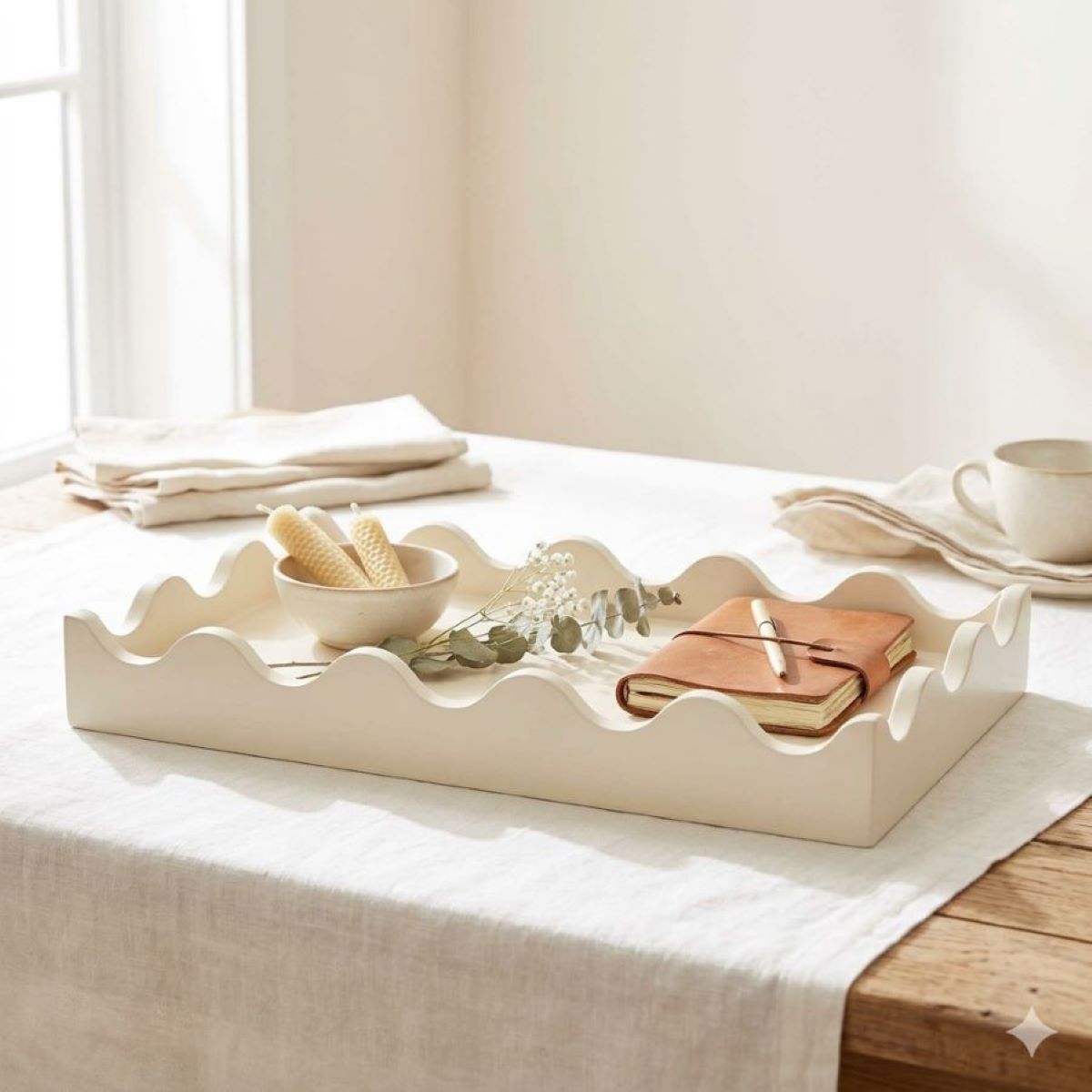 Plateau Anko blanc à bords ondulés
